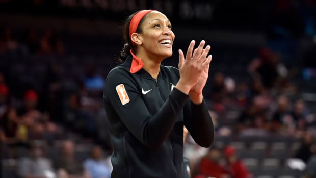 aja_wilson_leads_all_sophomore_wnba_team.jpg